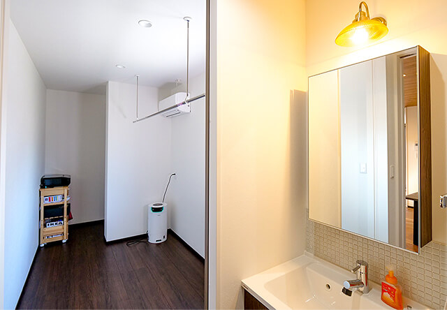 ガレージのある家